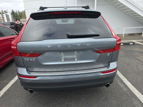 Used 2020 Volvo XC60 T5 Momentum w/ Protection Package Premier image 5