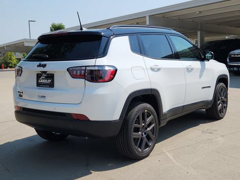 New 2026 Jeep Compass Limited w/ Sun, Sound & Navigation Group AWD/4WD image 3