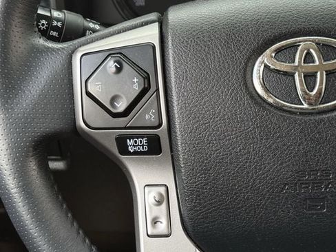 Used 2020 Toyota 4Runner SR5 Premium w/ Moonroof Package AWD/4WD image 14