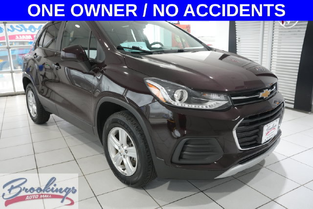 Used 2021 Chevrolet Trax LT AWD/4WD image 1