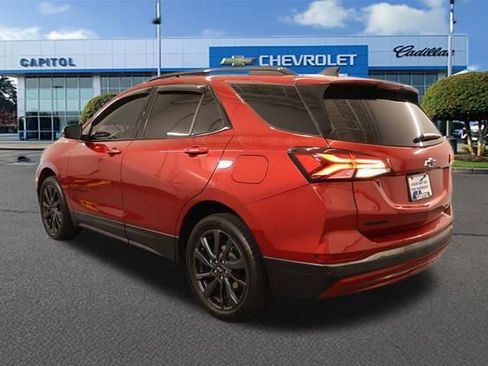 Used 2022 Chevrolet Equinox RS w/ RS Leather Package image 5