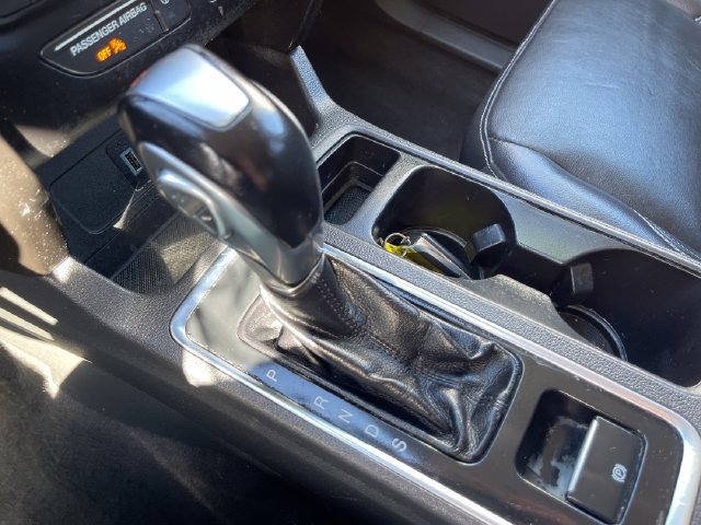 Used 2019 Ford Escape Titanium AWD/4WD image 22