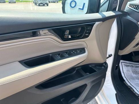 Used 2024 Honda Odyssey Touring image 35