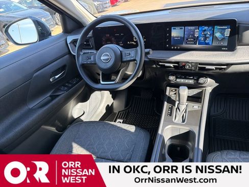 New 2026 Nissan Kicks SV w/ Charging Package FWD image 19