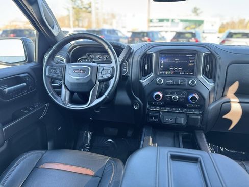 Used 2021 GMC Sierra 1500 AT4 w/ AT4 Preferred Package image 12