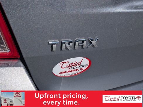 Used 2020 Chevrolet Trax LS FWD image 22