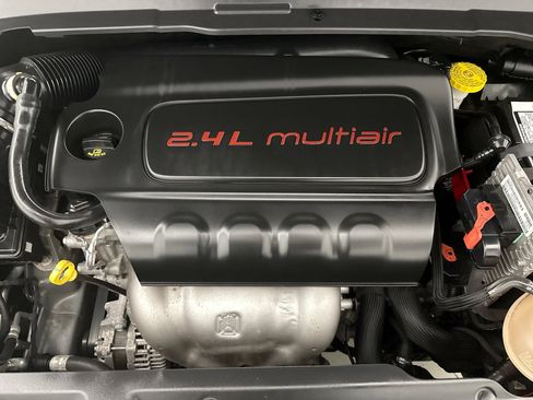 Used 2022 Jeep Compass Latitude w/ Sun and Sound Group AWD/4WD image 25