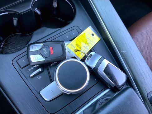 Used 2018 Audi A4 2.0T Ultra Premium Plus w/ Premium Plus Package image 15