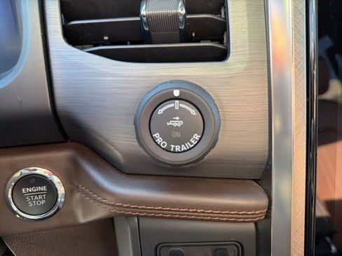 Used 2023 Ford Expedition King Ranch image 20