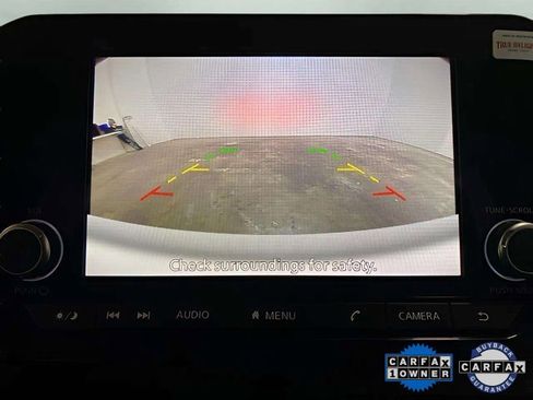 Used 2024 Nissan Pathfinder S image 48