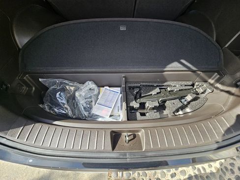 Used 2020 Hyundai Santa Fe SE w/ Cargo Package FWD image 32