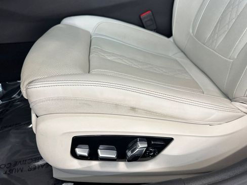 Certified 2023 BMW 530i w/ Executive Package image 14