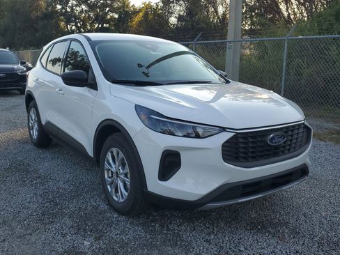 New 2026 Ford Escape Active image 2