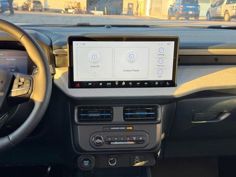 New 2025 Ford Maverick XLT w/ XLT Luxury Package FWD image 16
