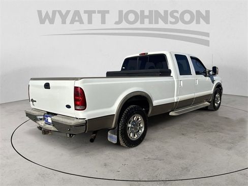 Used 2005 Ford F350 Lariat image 5