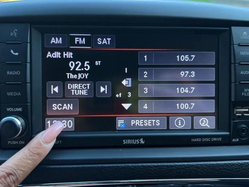 Used 2019 Dodge Grand Caravan SE w/ UConnect Hands-Free Group FWD image 28