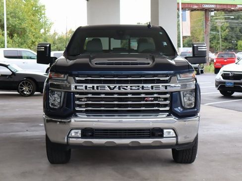 Used 2020 Chevrolet Silverado 2500 LTZ w/ LTZ Plus Package image 9