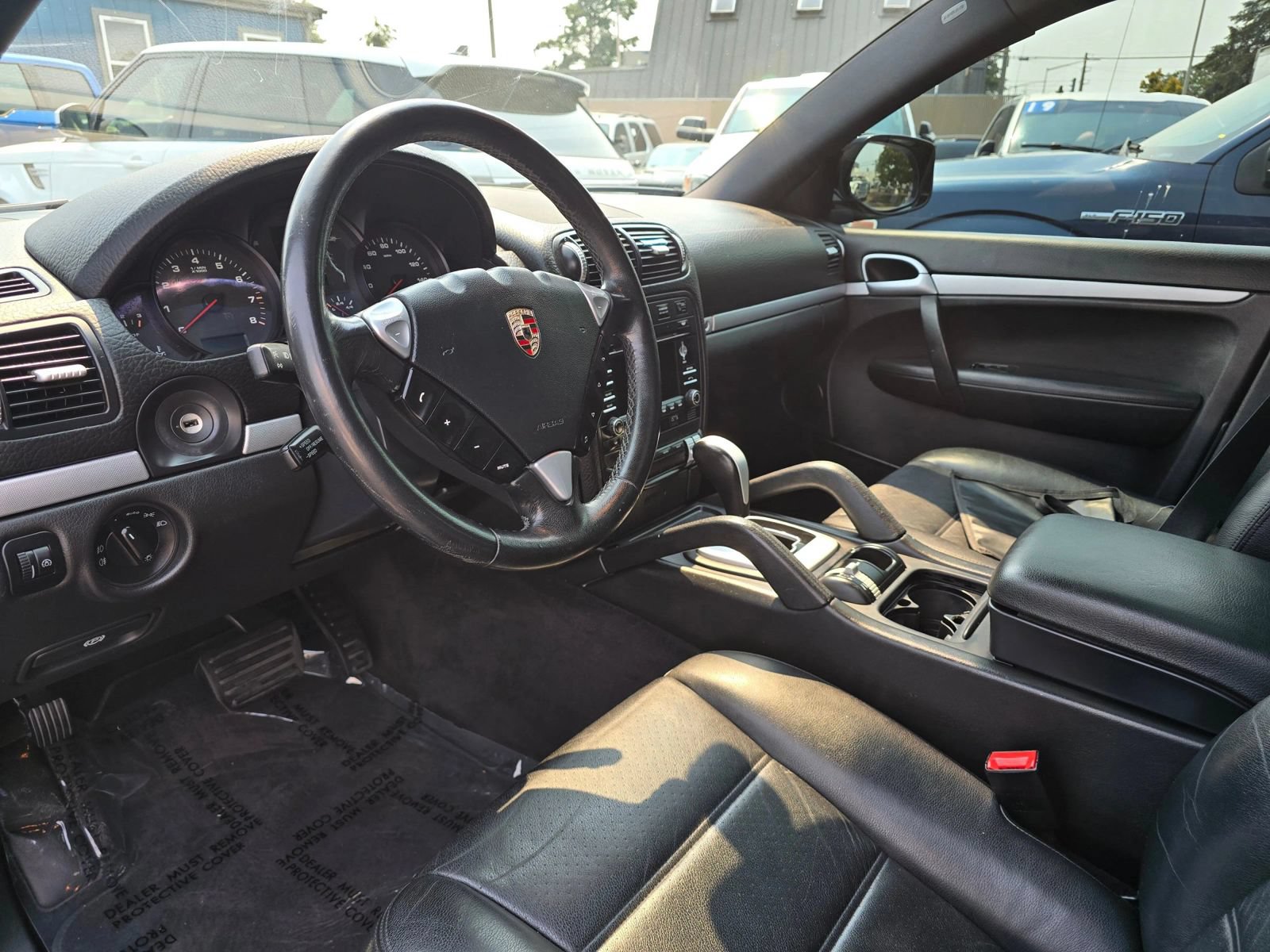 Used 2010 Porsche Cayenne AWD/4WD image 22