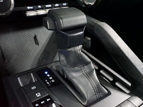 Certified 2024 Toyota Tacoma SR5 image 23