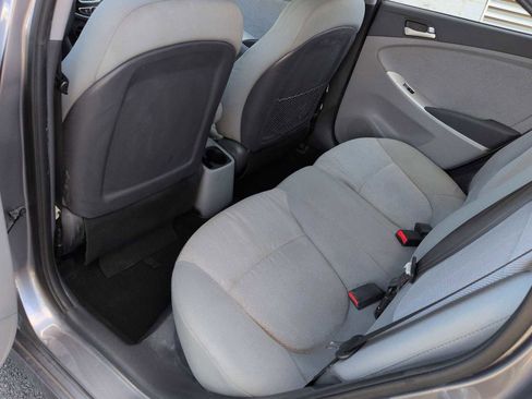 Used 2014 Hyundai Accent GLS image 19