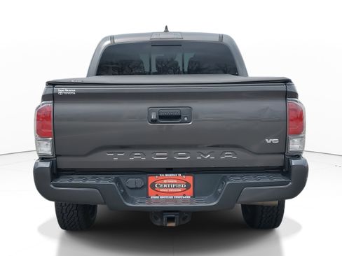 Used 2021 Toyota Tacoma TRD Sport image 5