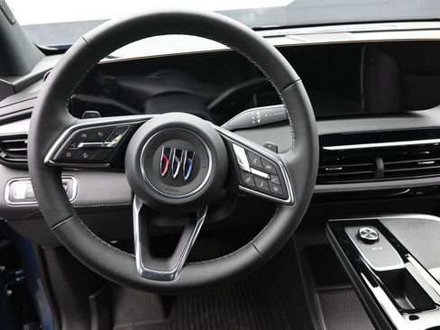 New 2025 Buick Enclave Preferred w/ LPO, Floor Liner Package image 18