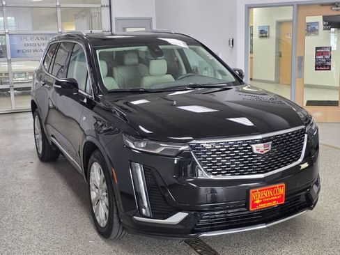 Used 2024 Cadillac XT6 Premium Luxury AWD/4WD image 3