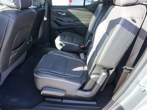 Used 2023 Chevrolet Traverse Premier w/ Redline Edition image 13