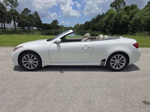 Used 2013 INFINITI G37 Sport w/ Premium Pkg image 3