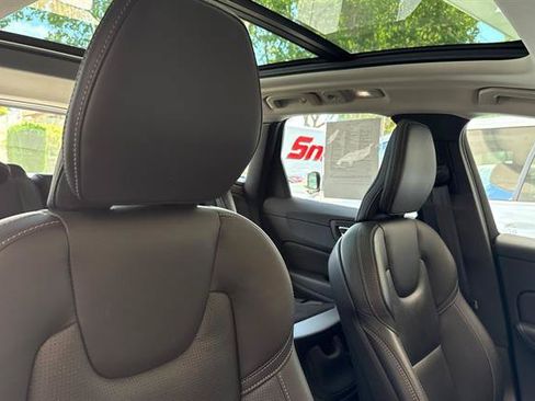 Certified 2023 Volvo XC60 B5 Ultimate w/ Climate Package AWD/4WD image 18