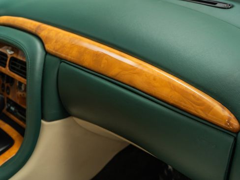 Used 2001 Aston Martin DB7 Vantage image 31