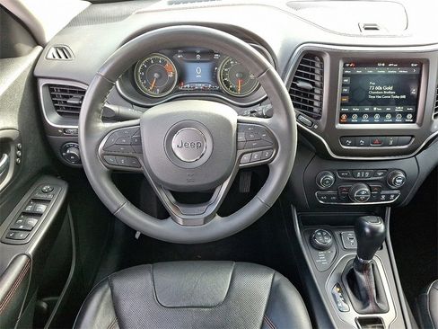 Used 2021 Jeep Cherokee Trailhawk w/ Technology Group image 2