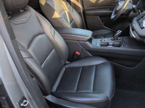 Certified 2023 Cadillac XT4 Sport w/ Technology Package image 21