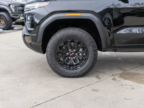 New 2026 GMC Canyon Elevation w/ Convenience Package AWD/4WD image 25