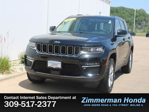 Used 2022 Jeep Grand Cherokee Limited AWD/4WD image 23