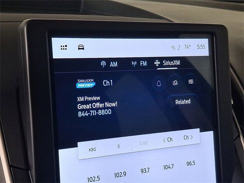Used 2022 Ford Edge SEL image 3