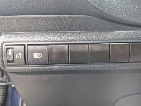 Used 2024 Toyota Corolla LE image 25