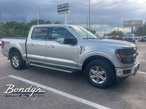 Used 2025 Ford F150 XLT w/ Equipment Group 301A Standard image 3