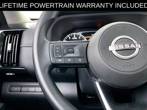 Used 2024 Nissan Pathfinder S AWD/4WD image 26