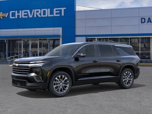 New 2026 Chevrolet Traverse LT image 2
