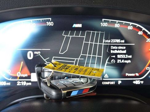 Used 2023 BMW 540i xDrive w/ M Sport Package AWD/4WD image 9