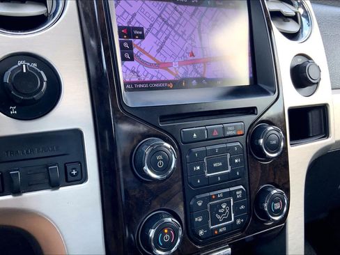 Used 2013 Ford F150 Platinum RWD image 30