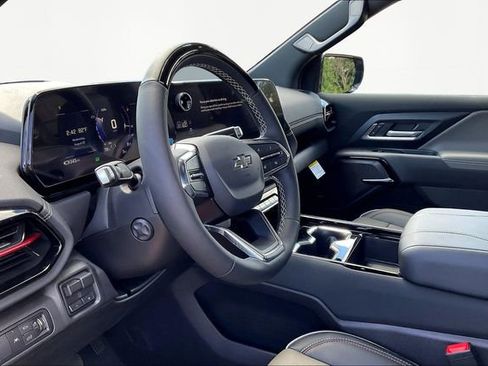New 2026 Chevrolet Silverado EV Trail Boss image 7
