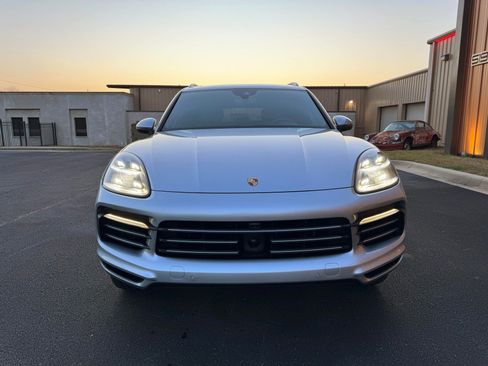 Used 2019 Porsche Cayenne AWD/4WD image 22