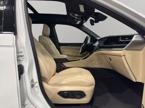 New 2024 Jeep Grand Cherokee Limited 4xe image 14