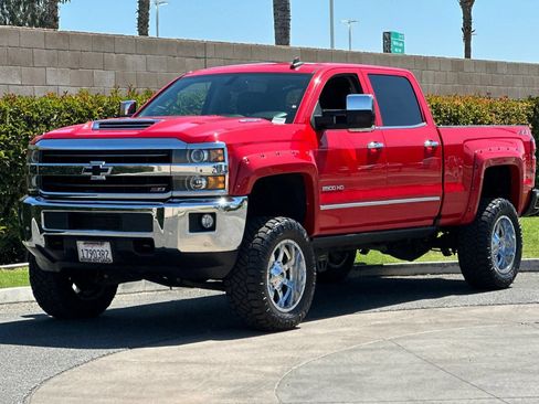 Used 2018 Chevrolet Silverado 2500 LTZ w/ Duramax Plus Package AWD/4WD image 8