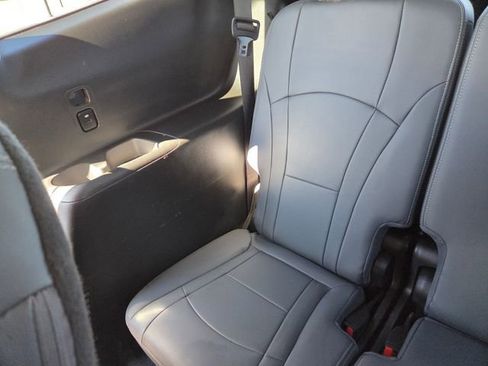 Used 2019 Buick Enclave Premium image 56