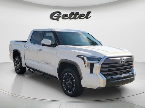 Certified 2025 Toyota Tundra Limited AWD/4WD image 3