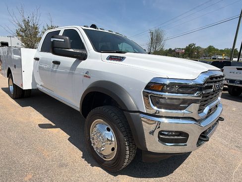 New 2026 RAM 4500 Tradesman w/ Chrome Appearance Group image 5