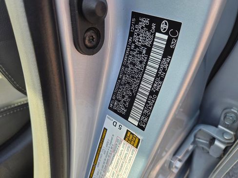 Used 2016 Toyota Prius V Four image 16